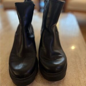 Women’s Black Chelsea Boots